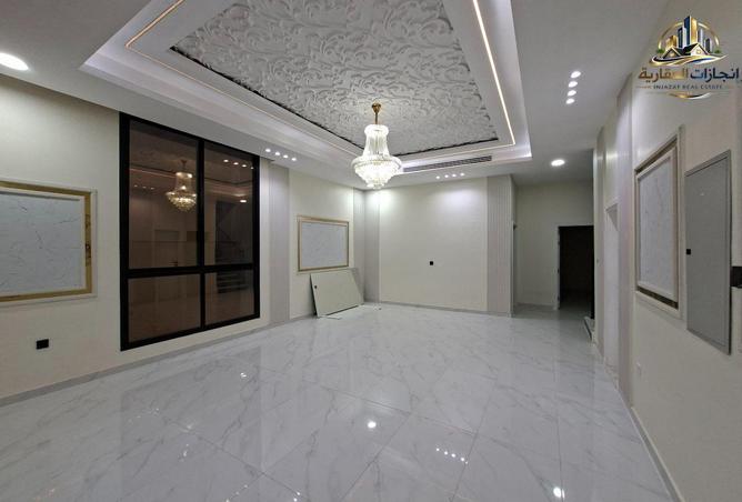 127475796 - Property Image 3