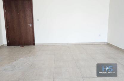 شقة - 3 - 4 للإيجار في إيريس - الفرجان - دبي شقة - 3 - 4 للإيجار في إيريس - الفرجان - دبي
