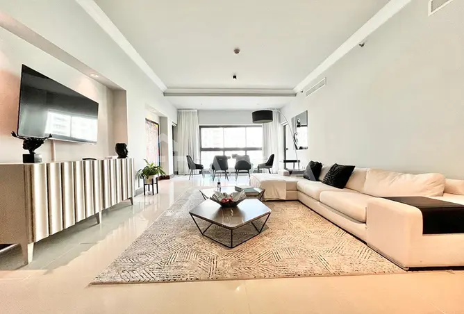 156018418 - Property Image 3