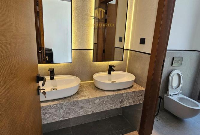 56967829 - صورة العقار 2