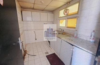 Apartment - 1 Bedroom - 1 Bathroom for rent in Muwailih Building - Muwaileh - Sharjah