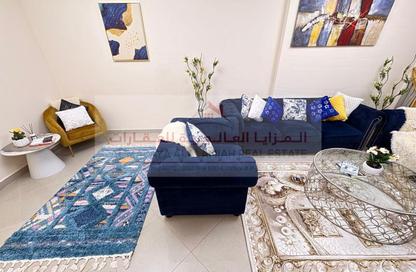 شقة - 3 غرف نوم - 3 حمامات للايجار في برج منازل 5 - شارع التعاون - التعاون - الشارقة
