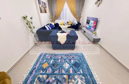 شقة - 3 غرف نوم - 3 حمامات للايجار في برج منازل 5 - شارع التعاون - التعاون - الشارقة