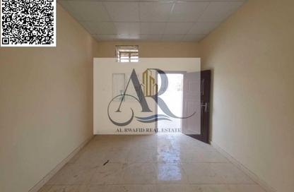 Labor Camp - Studio - 7+ Bathrooms for rent in Ali Mousa Building - Al Sajaa Industrial - Al Sajaa - Sharjah Labor Camp - Studio - 7+ Bathrooms for rent in Ali Mousa Building - Al Sajaa Industrial - Al Sajaa - Sharjah