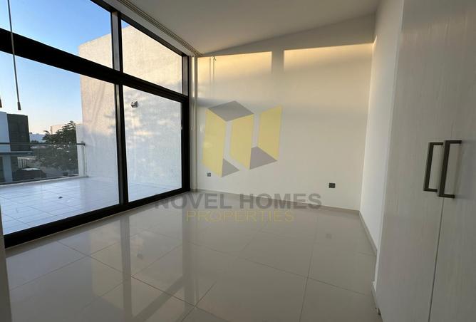 77383979 - Property Image 2