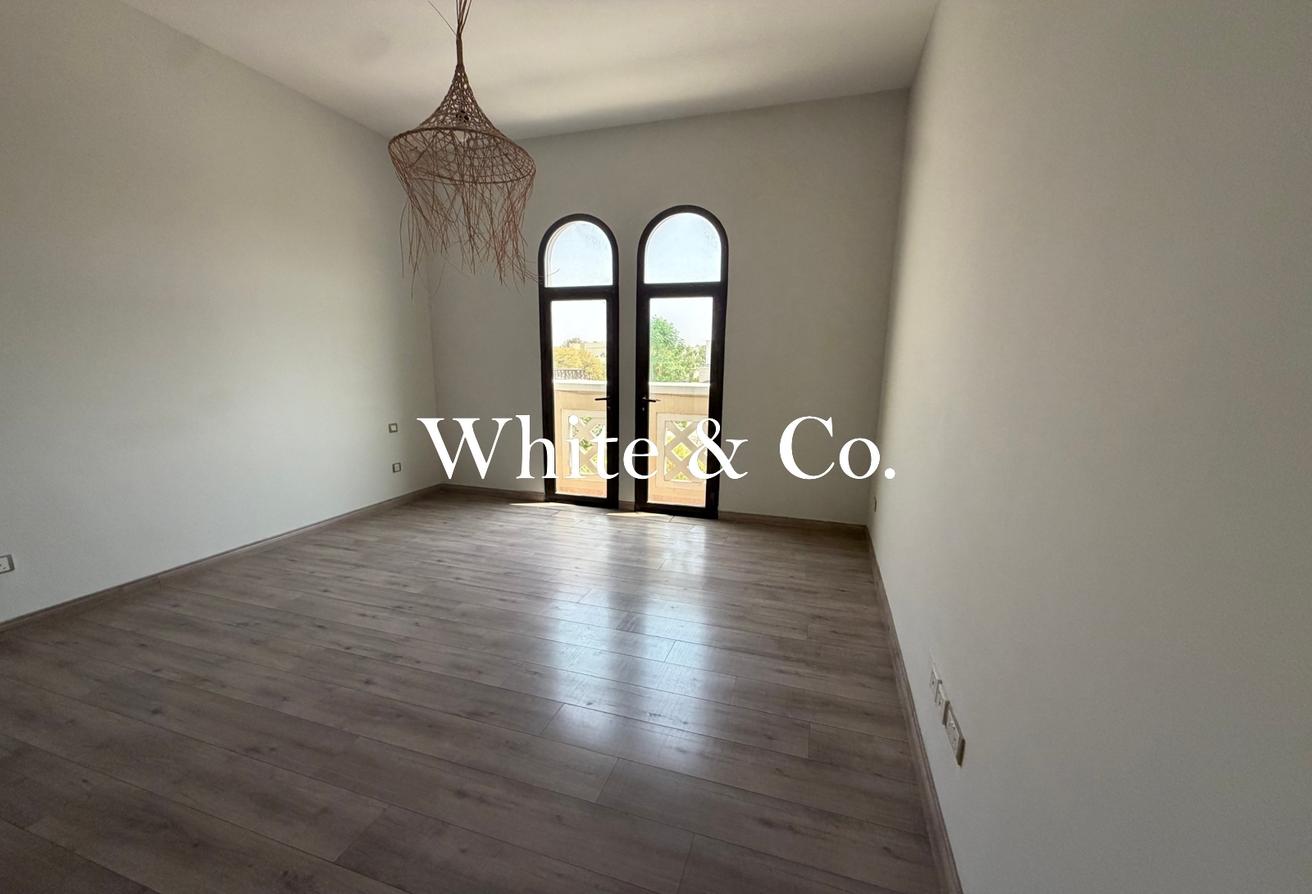 Corner Unit | Large Garden | Single Row photo 13