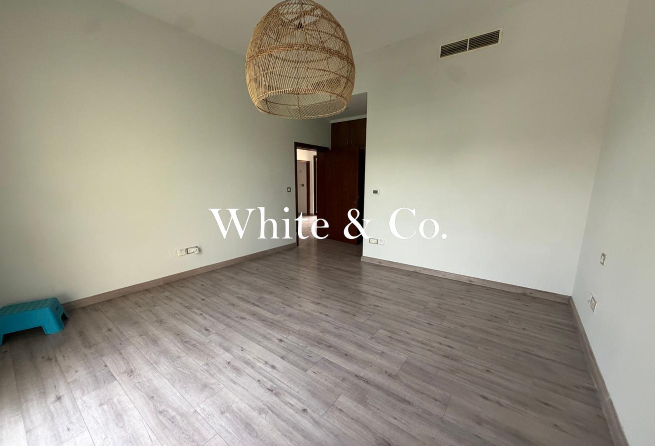 Corner Unit | Large Garden | Single Row photo 7