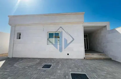 Villa - 3 Bedrooms - 4 Bathrooms for rent in Al Riffa - Ras Al Khaimah