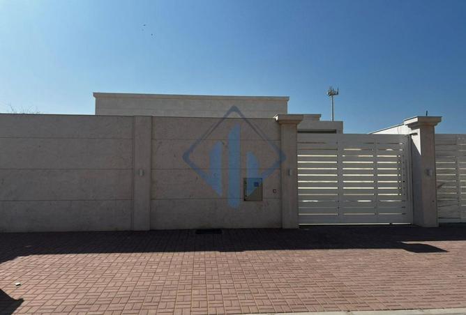 53167186 - Property Image 2