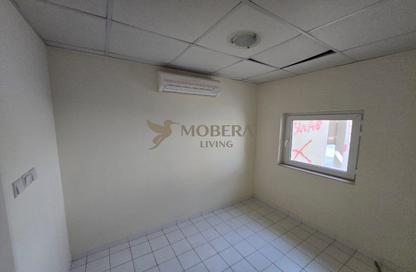 Apartment - 3 - 4 for rent in Jebel Ali Village Villas - Jebel Ali Village - Jebel Ali - Dubai