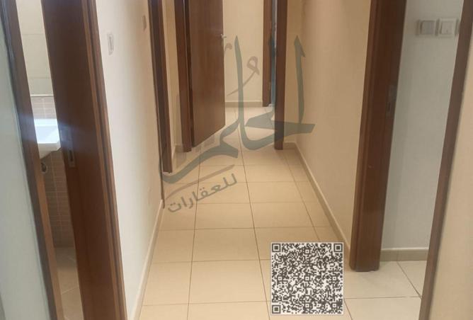 122001727 - Property Image 3