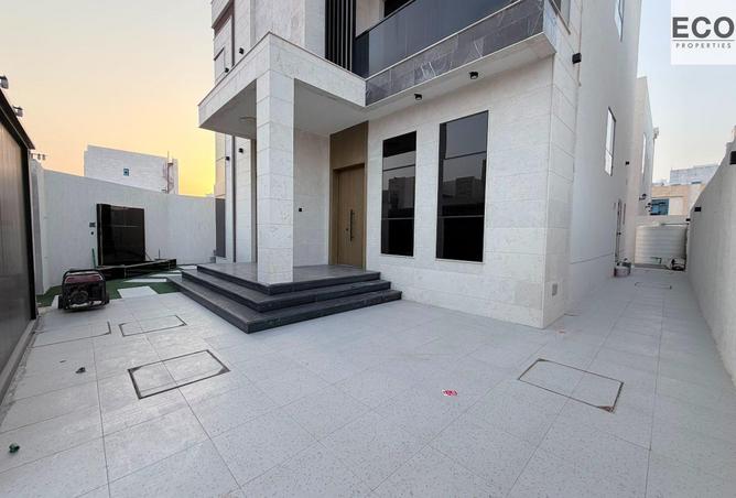 125624056 - Property Image 2