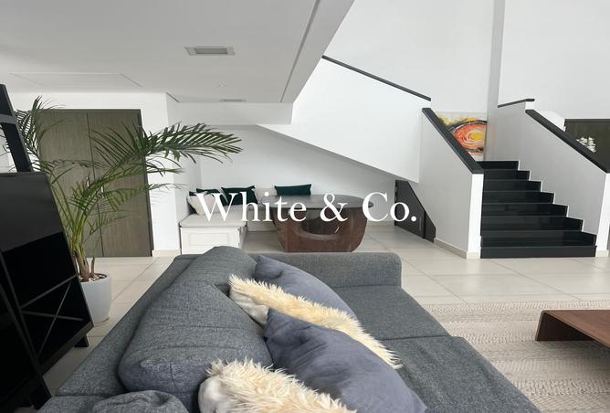 74232045 - Property Image 2