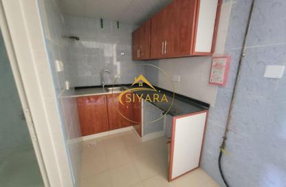 Apartment - Studio - 1 for rent in Al Mujarrah - Al Sharq - Sharjah