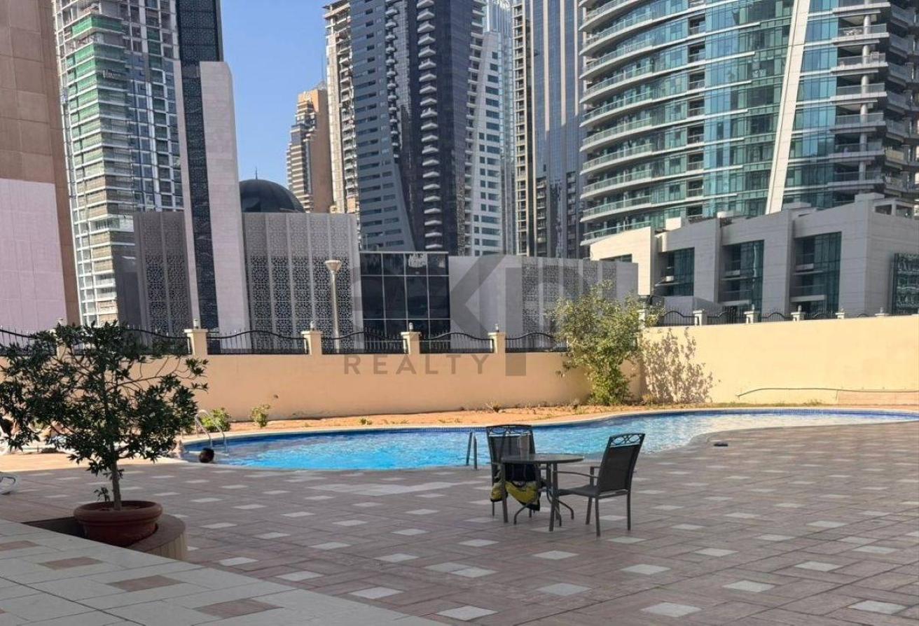 Fully Renovated | Brand New Furniture| | Vacant photo 10