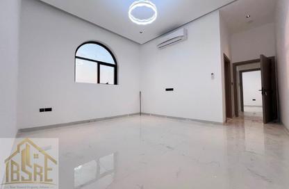 Apartment - 3 Bedrooms - 4 Bathrooms for rent in Madinat Al Riyad - Abu Dhabi