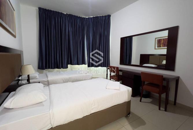 100404319 - Property Image 3