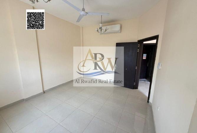 72727359 - Property Image 3