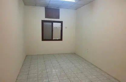 سكن عمال - استوديو - 8 حمامات للايجار في سونابور - المحيصنة - دبي