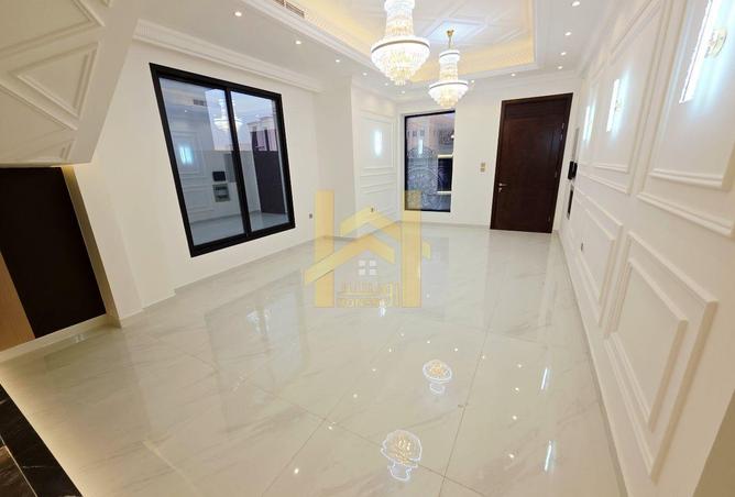 81108447 - Property Image 2