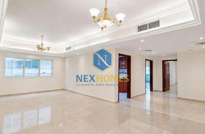 Apartment - 2 - 3 for rent in Al Menhali Building - Oud Metha - Bur Dubai - Dubai