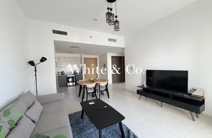 شقة - غرفة نوم - 1 حمام للايجار في A كريك سايد 18 - حدائق الإمارات 1 - مرسى خور دبي - دبي