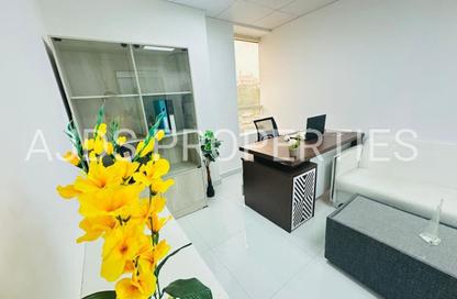Office Space - Studio - 1 Bathroom for rent in Silver Home Building - Hor Al Anz - Deira - Dubai