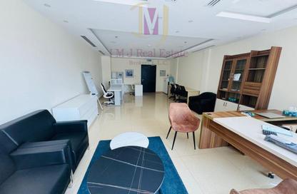Office Space - Studio - 1 Bathroom for rent in Tamani Art Tower - Business Bay - Dubai
