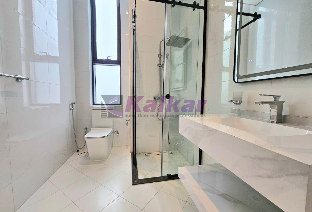 Brand New | 6 B/R + maid's room | Jumeirah First photo 15