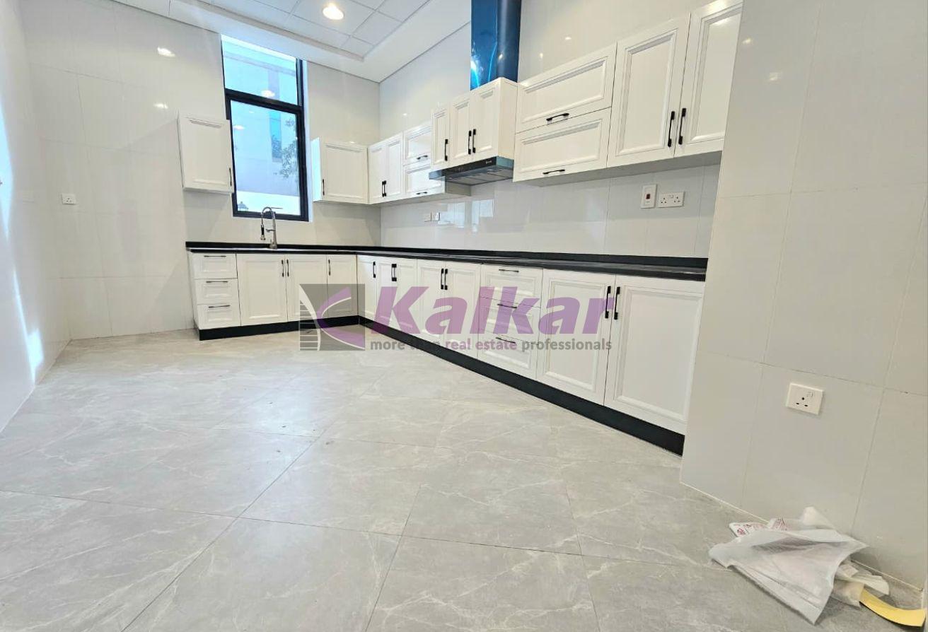 Brand New | 6 B/R + maid's room | Jumeirah First photo 12