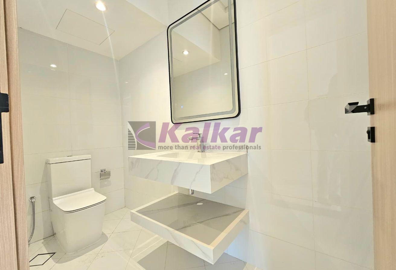 Brand New | 6 B/R + maid's room | Jumeirah First photo 17