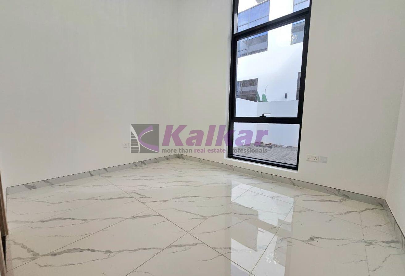 Brand New | 6 B/R + maid's room | Jumeirah First photo 9