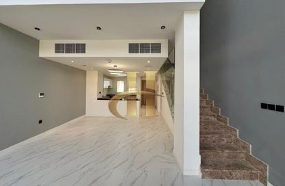 Townhouse - 2 - 3 for rent in Rukan 3 - Rukan - Dubai Townhouse - 2 - 3 for rent in Rukan 3 - Rukan - Dubai