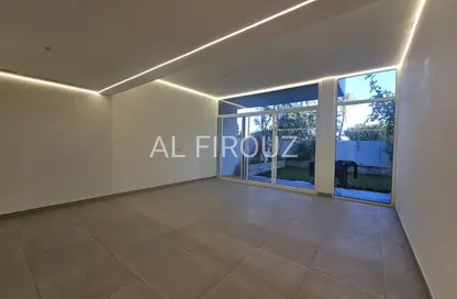 Villa - 4 Bedrooms - 5 Bathrooms for rent in Arabella Townhouses 1 - Arabella Townhouses - Mudon - Dubai