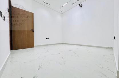 Townhouse - 4 - 6 for rent in Al Helio 2 - Al Helio - Ajman