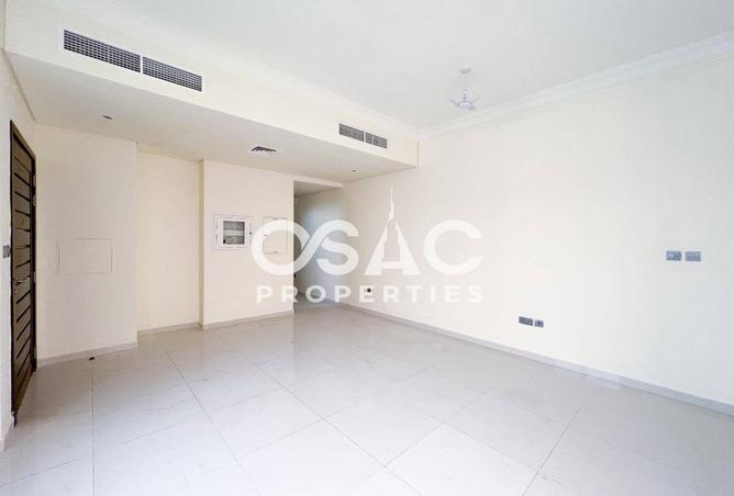 128355943 - Property Main Image