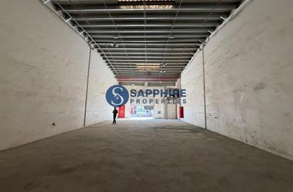 Warehouse - Studio - 4 Bathrooms for rent in Al Sajaa Industrial - Al Sajaa - Sharjah
