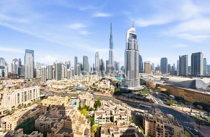 Apartment - 2 - 2 for rent in Burj Royale - Downtown Dubai - Dubai