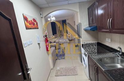 Apartment - Studio - 1 Bathroom for rent in Jasmine Towers - Garden City - Ajman