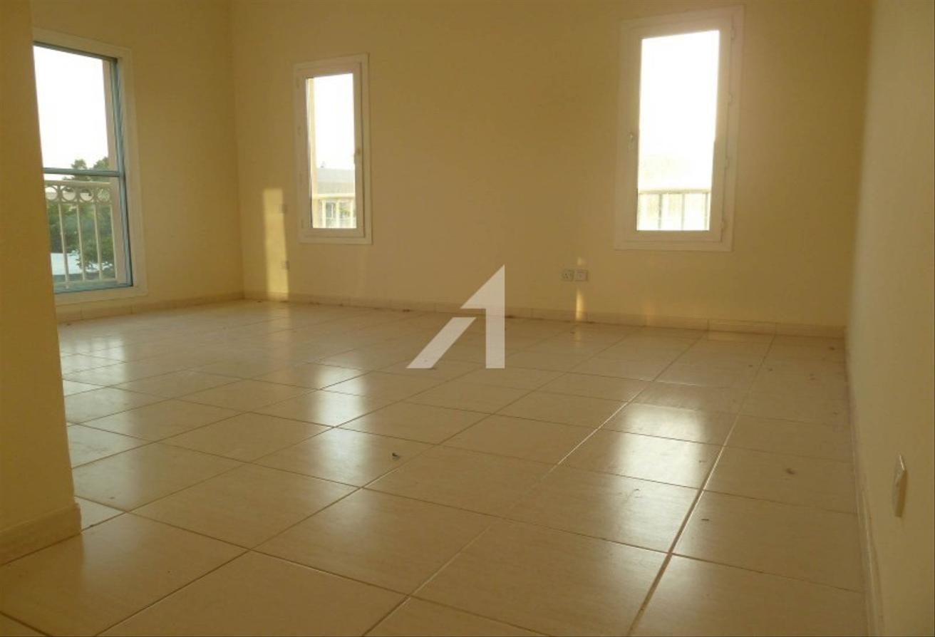 Spacious 3 BR Corner Plot Villa Type B End photo 6