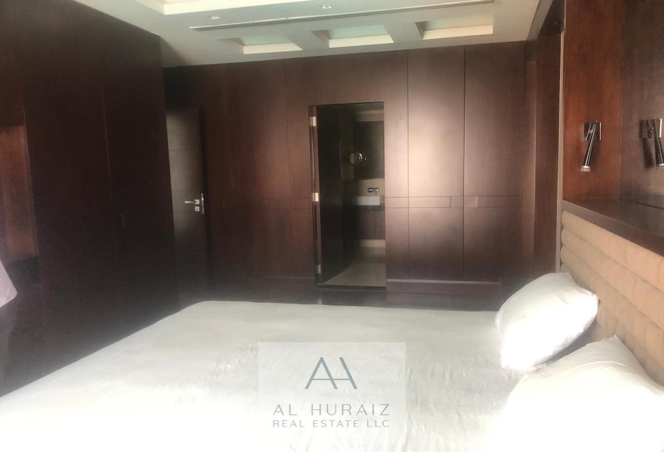 Fully Furnished Two Bedroom + Study photo 17