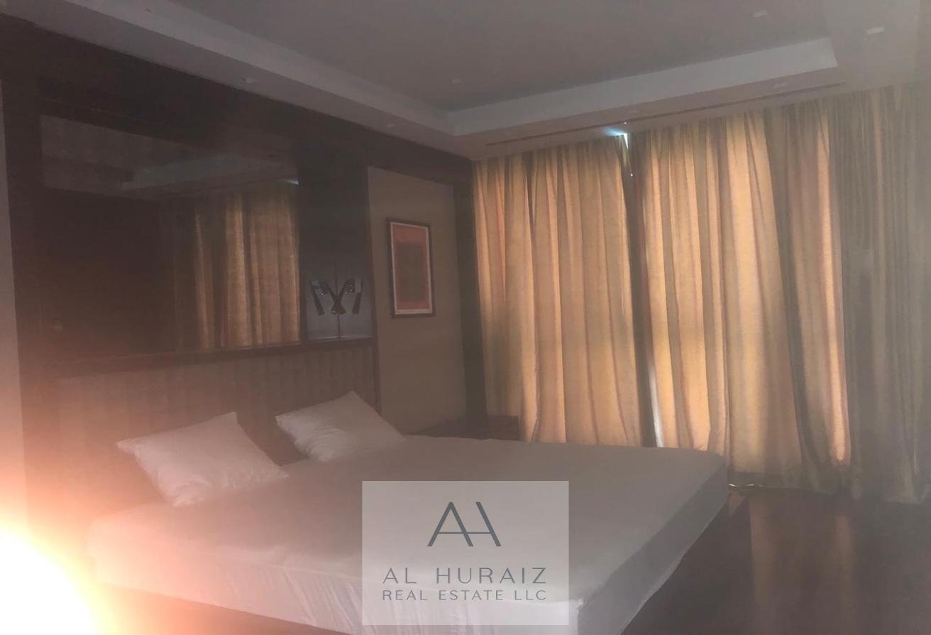 Fully Furnished Two Bedroom + Study photo 5