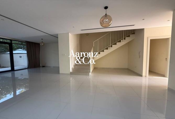 Spacious Layout 3BR+Maid | Available Now | Managed photo 3