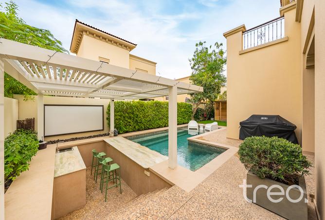 property-image