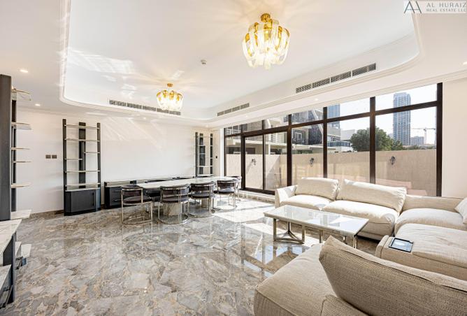 53169021 - Property Image 2