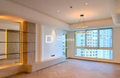 Apartment - 2 - 4 for sale in Marina Residences 2 - Marina Residences - Palm Jumeirah - Dubai