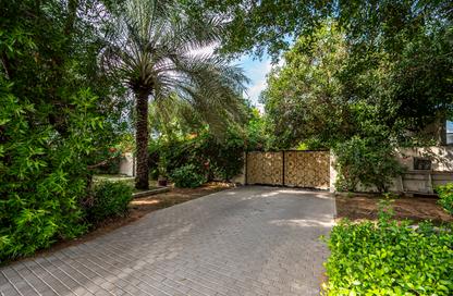 Villa - 5 - 6 for sale in Al Barsha 3 Villas - Al Barsha 3 - Al Barsha - Dubai