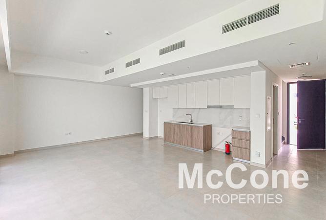 104700106 - Property Image 3