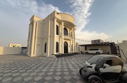Villa - 5 - 6 for rent in Al Aweer 1 - Al Aweer - Dubai Villa - 5 - 6 for rent in Al Aweer 1 - Al Aweer - Dubai