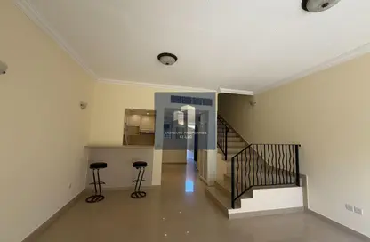 تاون هاوس - 2 غرف نوم - 2 حمامات للايجار في تاون هاوسز قرية الحمرا - قرية الحمرا - رأس الخيمة